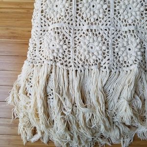 Handmade Bedding - Handmade Boho Fringed Ivory Crochet Coverlet Handmade Bedding - Handmade Boho Fringed Ivory Crochet Coverlet